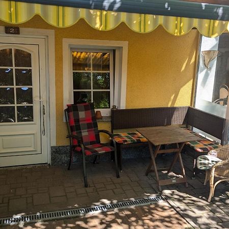 Hotel Fuenf Linden Straupitz Esterno foto
