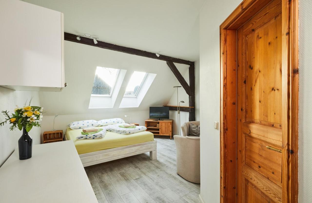 Hotel Fuenf Linden Straupitz Esterno foto